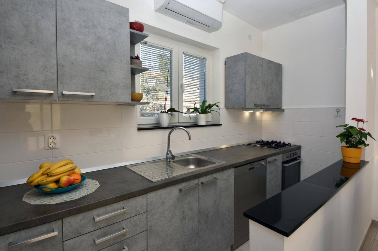 Greenvine Apartment Zadar Eksteriør bilde